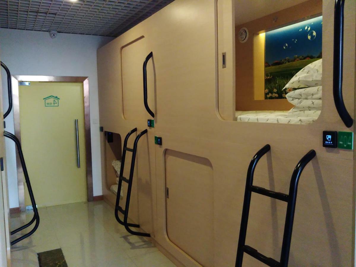 The Olive Tree Capsule Hostel Шънджън Екстериор снимка