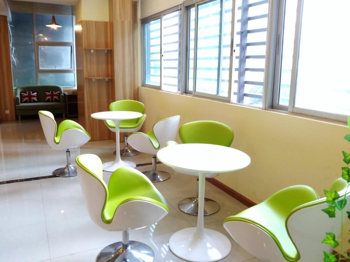 The Olive Tree Capsule Hostel Шънджън Екстериор снимка